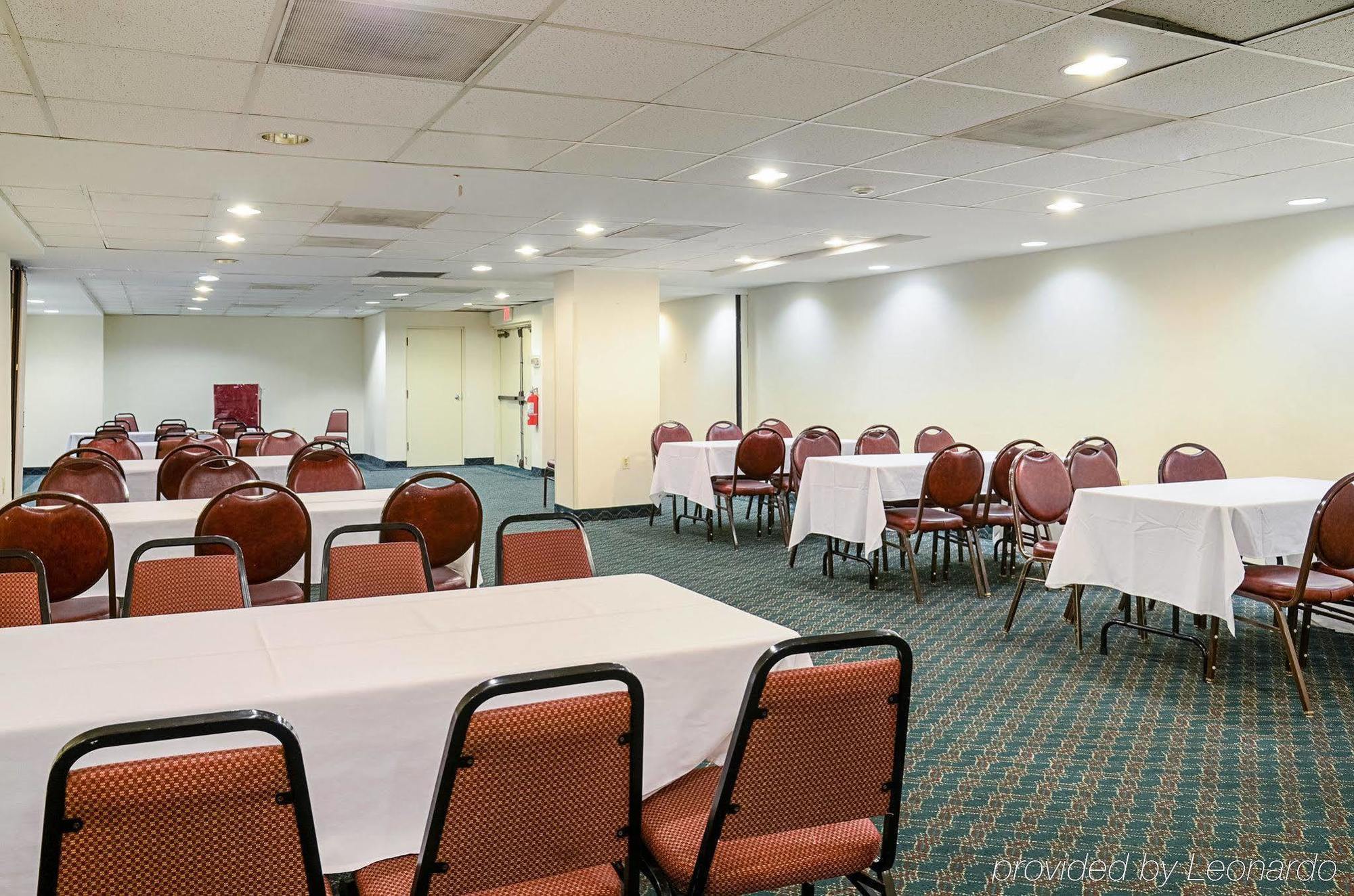 Fairfield Inn & Suites By Marriott Alexandria West/Mark Center Εξωτερικό φωτογραφία