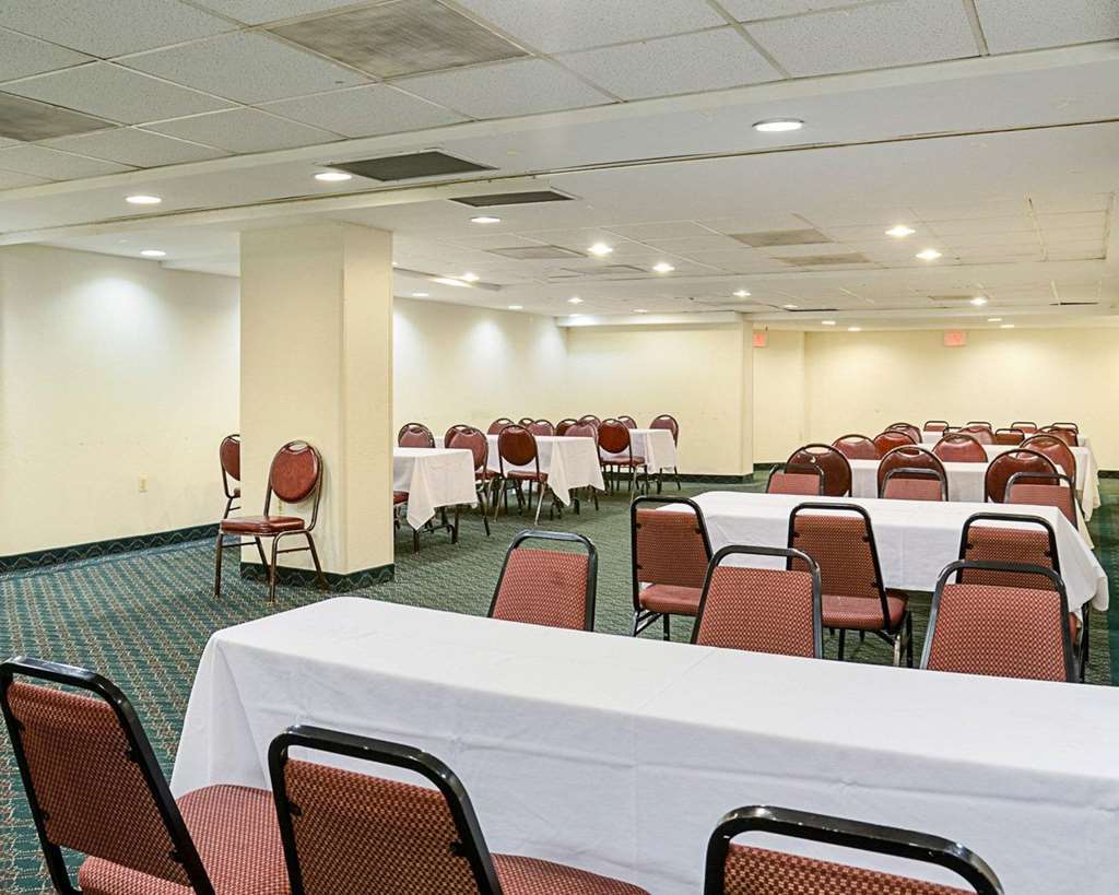 Fairfield Inn & Suites By Marriott Alexandria West/Mark Center Εξωτερικό φωτογραφία